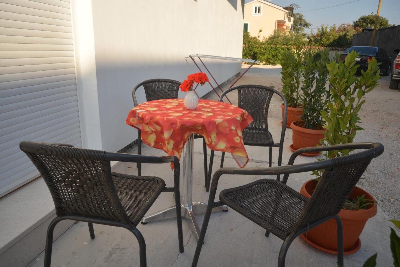 Apartments Adria Туран Екстериор снимка